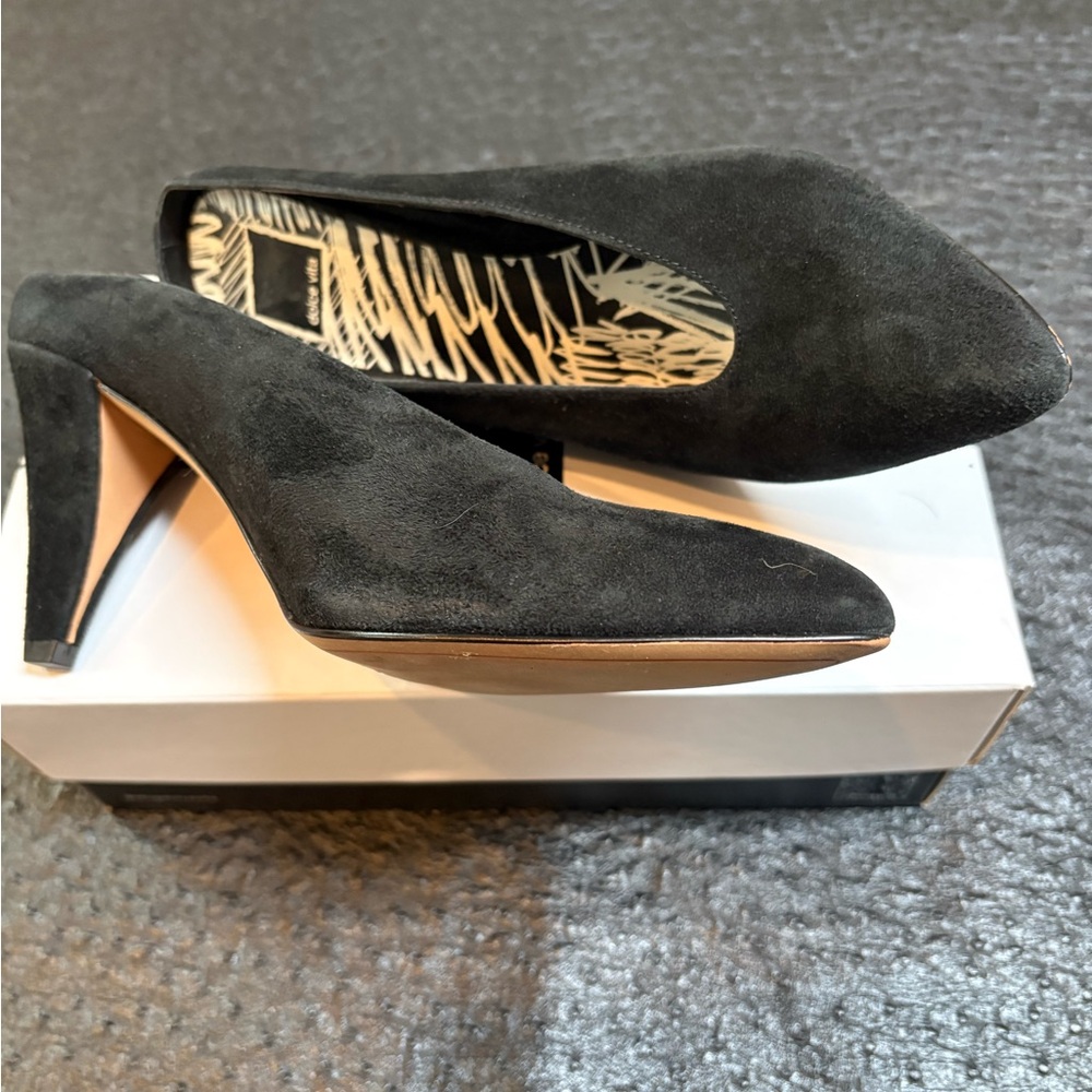Dolce Vita worn once LEDELL onyx suede 3 1/2” heel - Picture 4 of 4